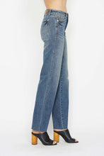 Load image into Gallery viewer, Judy Blue Tummy Control Straight Jeans