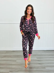 Preorder:Long Sleeve Women Jogger PJ Set -#1-Pink Snowflake(Close08/30/2024)