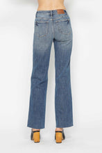 Load image into Gallery viewer, Judy Blue Tummy Control Straight Jeans