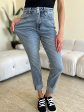 Load image into Gallery viewer, Judy Blue High Waist Cuff Hem Jeans