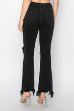 Load image into Gallery viewer, RISEN Distressed Raw Hem Jeans with Pockets