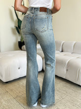 Load image into Gallery viewer, Judy Blue Mid Rise Flare Jeans