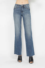 Load image into Gallery viewer, Judy Blue Tummy Control Straight Jeans