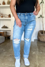 Load image into Gallery viewer, Judy Blue Distressed Straight Jeans with Patch Pockets