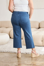 Load image into Gallery viewer, RFM Crop Chloe Tummy Control High Waist Raw Hem Jeans