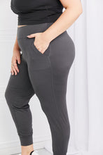 Load image into Gallery viewer, Leggings Depot Full Size Pocketed High Waist Pants