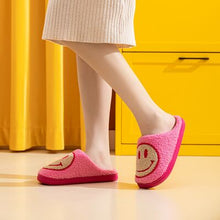 Load image into Gallery viewer, Melody Smiley Face Slippers