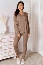 Load image into Gallery viewer, Long Sleeve Top and Pants Lounge Set (5 Colors)